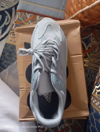 Adidas Yezzy 700 Gris Naranja 44