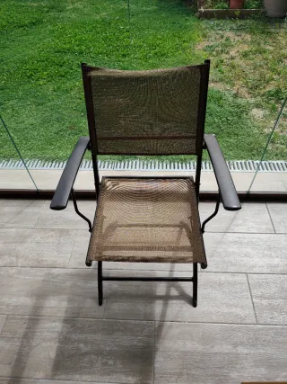 Conjunto mesa y sillas de jardín