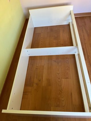 Cama flaxa con cajones y cabecero