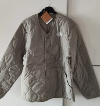 Chaqueta The North Face sin estrenar.