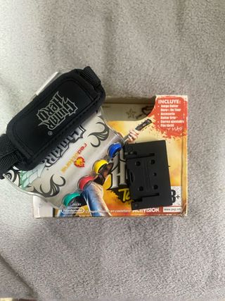 Guitar Hero On Tour Nintendo DS + Accesorios
