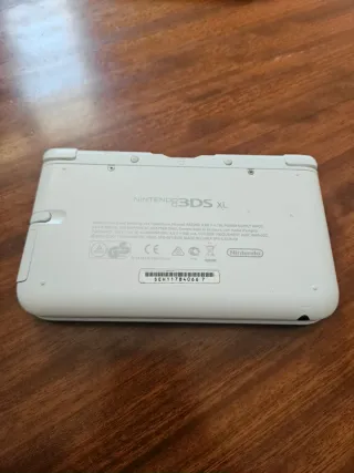 Nintendo 3DS XL Azul Rota