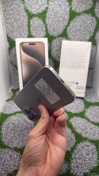 iPhone 15 Pro Max 256GB Grigio - Ottime Condizioni