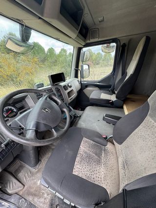 Truck Renault Midlum 270