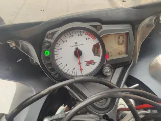 Suzuki GSXR 750 K7 Negra