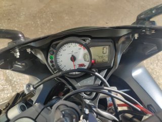 Suzuki GSXR 750 K7 Negra