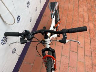 Bicicleta infantil Boomerang Attack 20