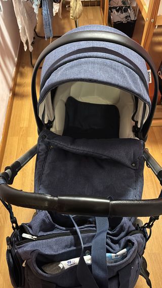 Carro  bebeS islla de coche bebé con reductor