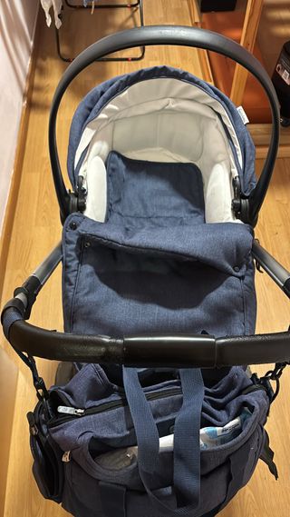 Carro  bebeS islla de coche bebé con reductor