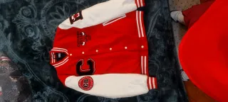 Chaqueta NBA Chicago Bulls Roja y Blanca