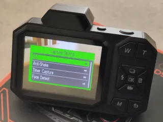 Fotocamera 4K Tank con Flash e Micro SD