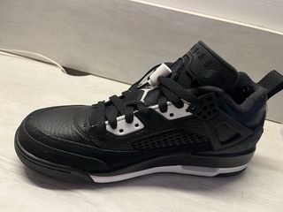 Air Jordan 4 Retro Negras NUEVAS