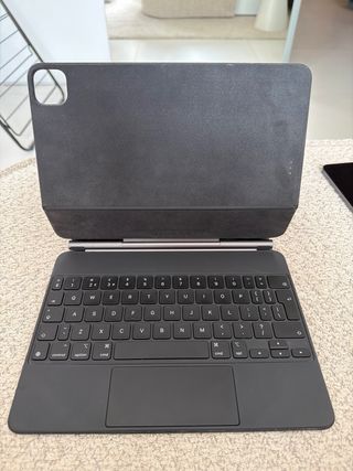 iPad Pro 11 256GB Wifi + SIM + MagicKeyboard