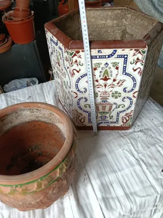 Jardinera hexagonal azulejos 35x35