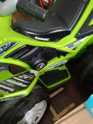 Cuatrimoto eléctrica infantil +2 años