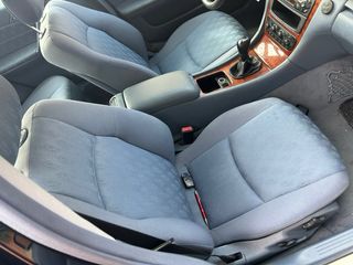 Mercedes-Benz Clase C 2003