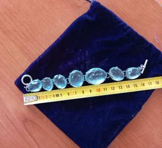 Bracciale vintage con pietre di colore verde acqua