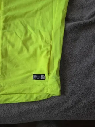 Chándal Nike Amarillo y Negro Talla 13-15 años