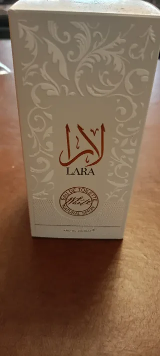 Colonia LARA Eau de Toilette White