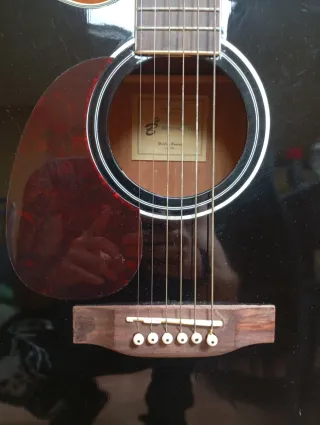 Guitarra Electroacústica ZURDA Harley Benton