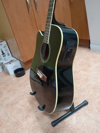 Guitarra Electroacústica ZURDA Harley Benton