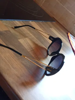 Gafas de sol Afflelou negras y marrones