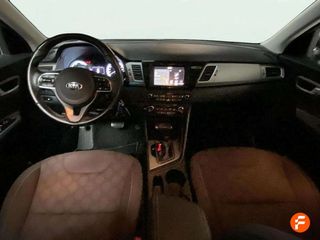 Kia Niro 1.6 GDi HEV 104kW (141CV) Concept