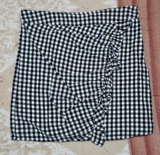 Falda cuadros blanco y negro