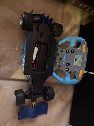 Coche formula1 Renault FernandoAlonso.No cargador