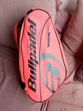 Paletero BULLPADEL + bolsa WILSON + 2 palas princi