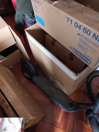 Patinete eléctrico Segway Ninebot para reparar