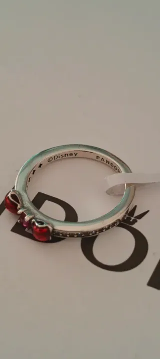 Anillo Pandora x Disney Blancanieves Rojo