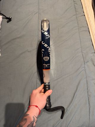 Pala de pádel Vision Ciclón con funda