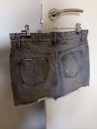 Falda vaquera Zara gris Talla XS