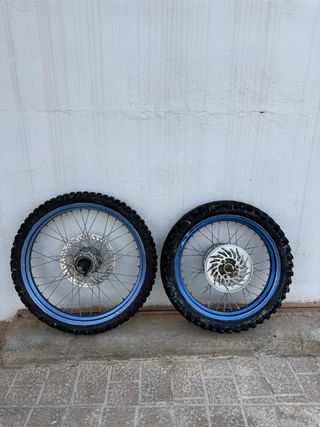 Llantas Derbi Senda Completas