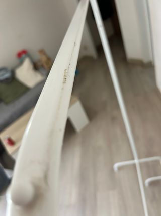 2 Burra para ropa de metal blanca