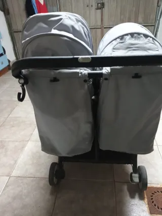 Carro gemelar Baby Jogger gris