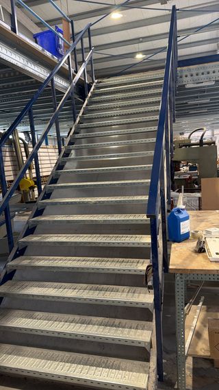 Estructura para entreplanta industrial