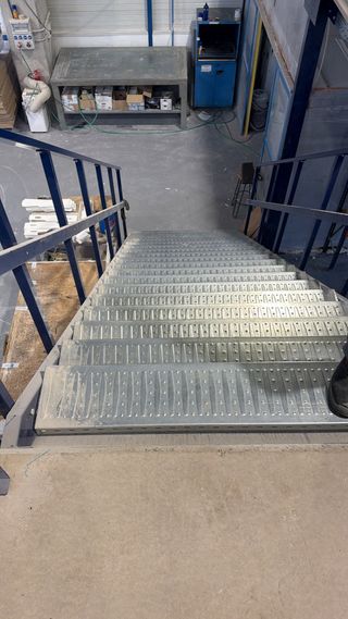 Estructura para entreplanta industrial