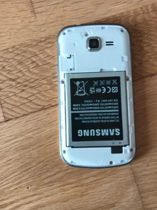Samsung Galaxy Rosa e Branco
