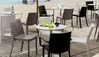 Sedia da Esterno Classica in Polipropilene Taupe