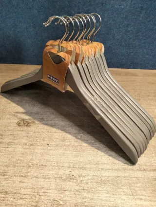 Pack de 10 WENKO Perchas Jolie encalado gris