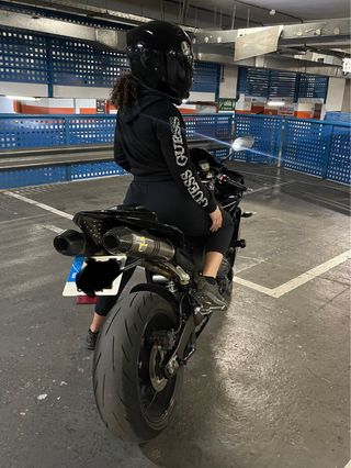 Yamaha R1 2008 Negra
