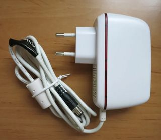 Adaptador de corriente Huawei.Mod. APS24W-12V2A-EU