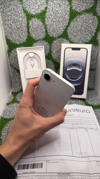 iPhone 16e 256GB Bianco - Batt 100% 40 cicli