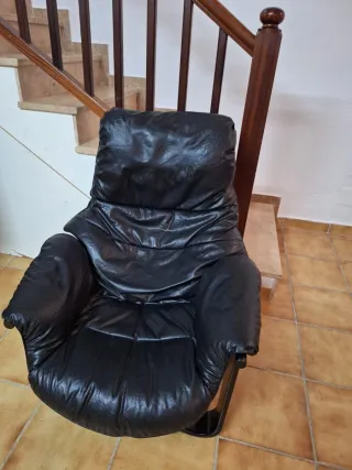 Sillón individual de piel negro