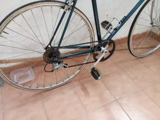 Bicicleta fixie carretera clásica,ciudad