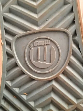 Zapatillas Mustang Rojas Talla 39