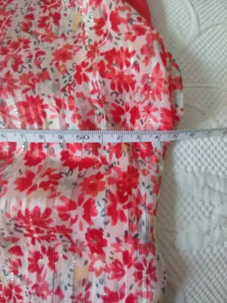 Blusa ONLY floral roja Talla M