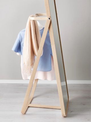 Espejo de pie IKORNNES IKEA NUEVO